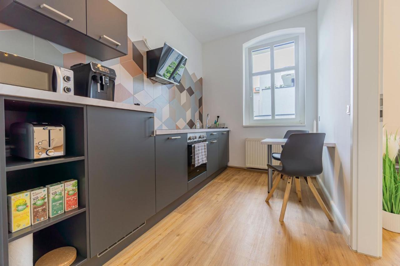 קוטבוס Modernes Apartment - Zentral, Ruhig, Wlan, Netflix, Kueche, Schreibtisch, Parkplatz, Waschtrockner מראה חיצוני תמונה